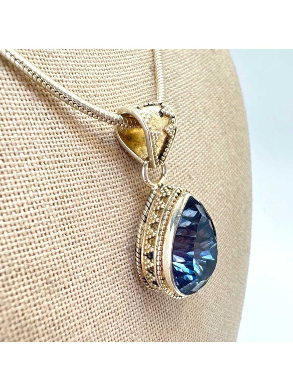 Royal Blue Topaz Pear Shape Pendant 925 Sterling Silver 22" Serpentine Chain